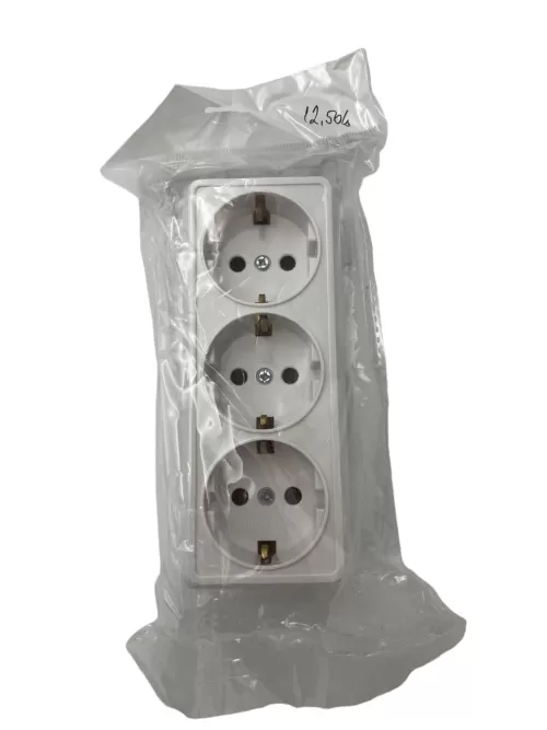 4-PRIZA-ECO-PREMIUM-SCHUKO-TRIPLA-PT